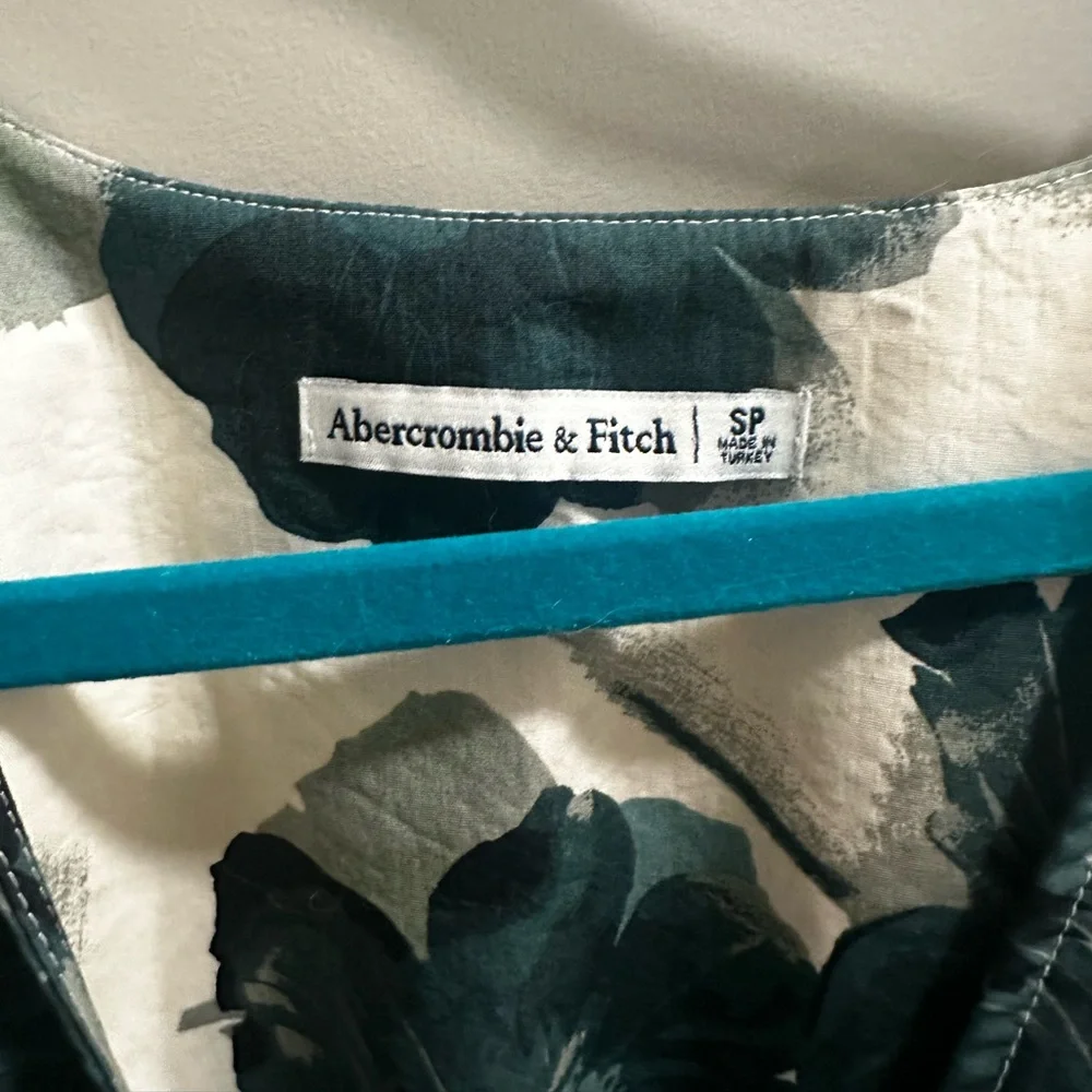 Abercrombie & Fitch Dark Green and Cream Floral Maxi Dress